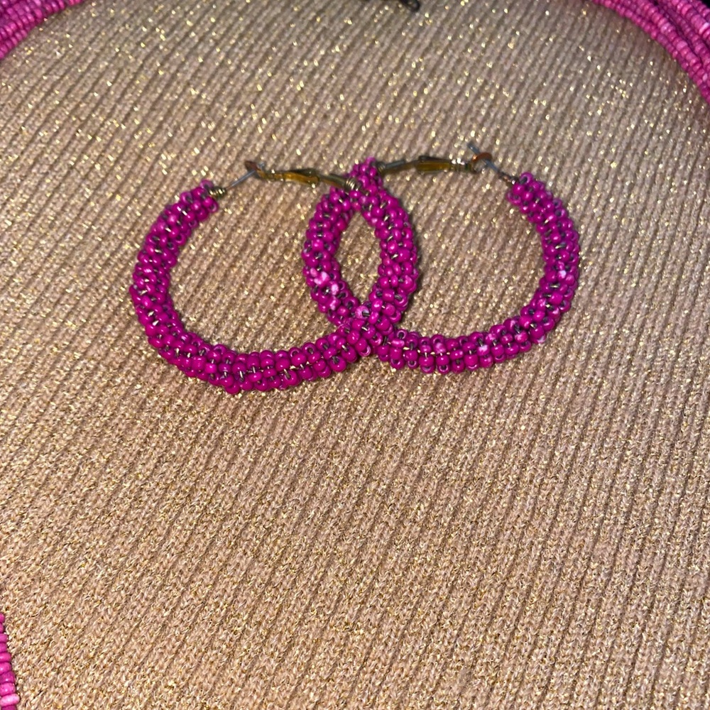 MULTI STRAND BEADED PINK & BRONZE NECKLACE WITH EARRINGS - Picture 3 of 5